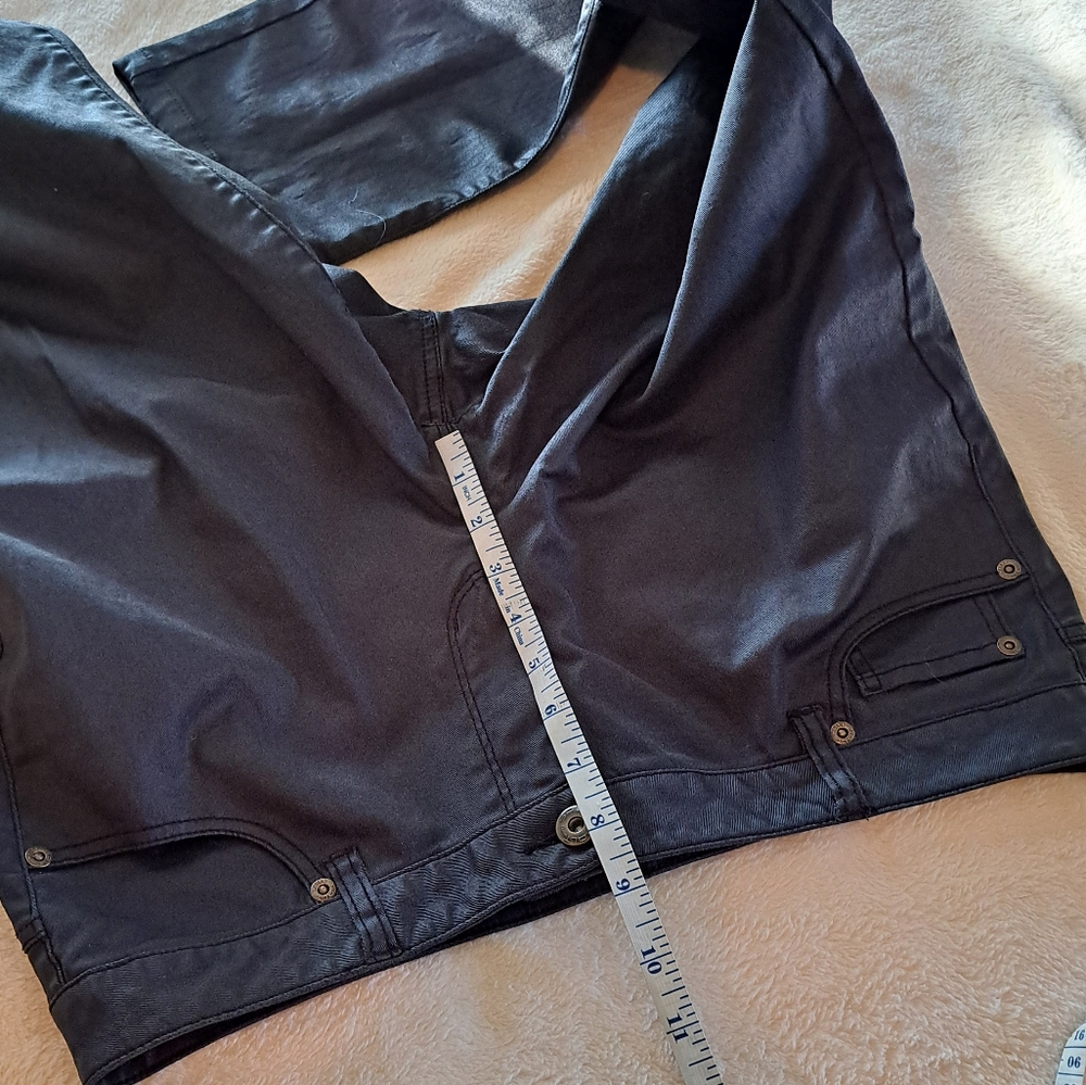 Salt Works Jeans - Picture 6 of 8
